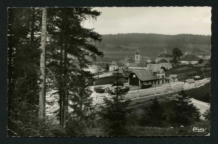 La gare et le quartier de l'église