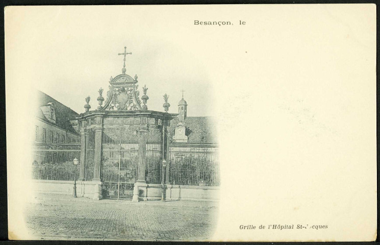 Grille en fer forgé de l'hôpital