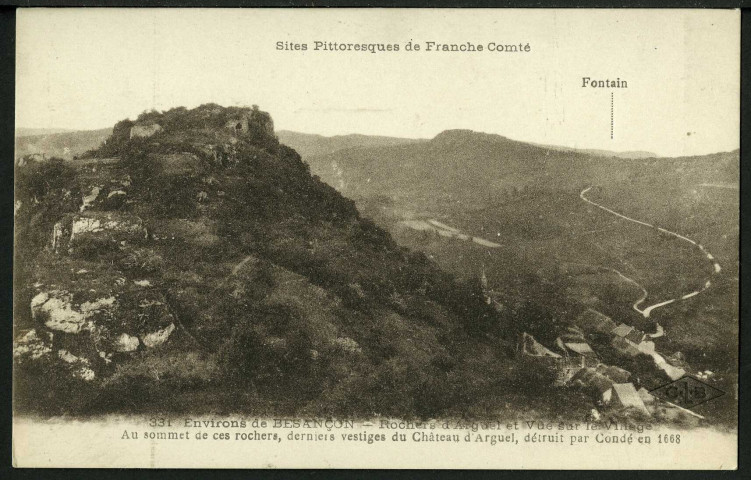 Rochers d'Arguel et vue sur le village