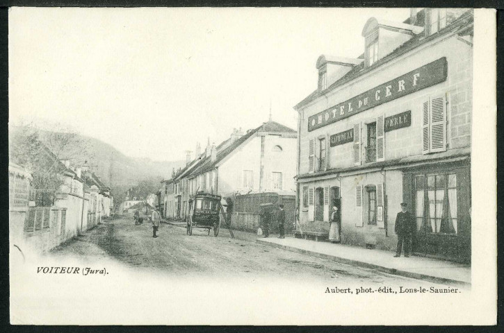 La Grande Rue et l'hôtel du Cerf
