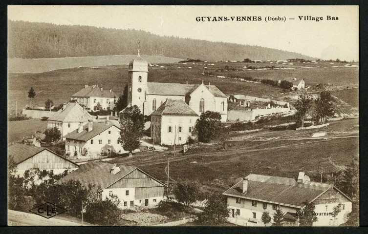 Village bas