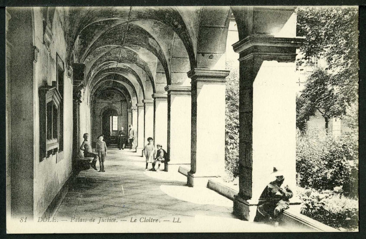 Palais de justice, le cloître