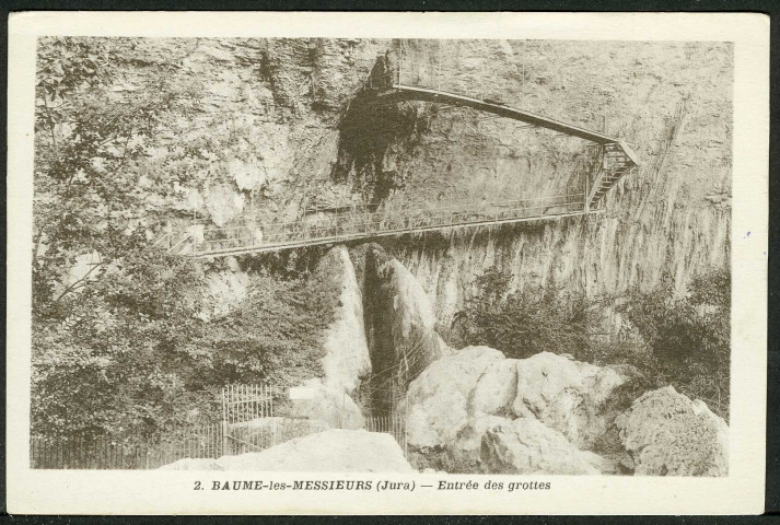 Entrée des grottes