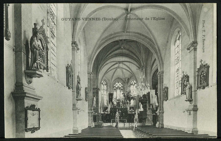 Intérieur de l'église