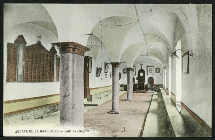 Abbaye de la Grace-Dieu. Salle du chapitre