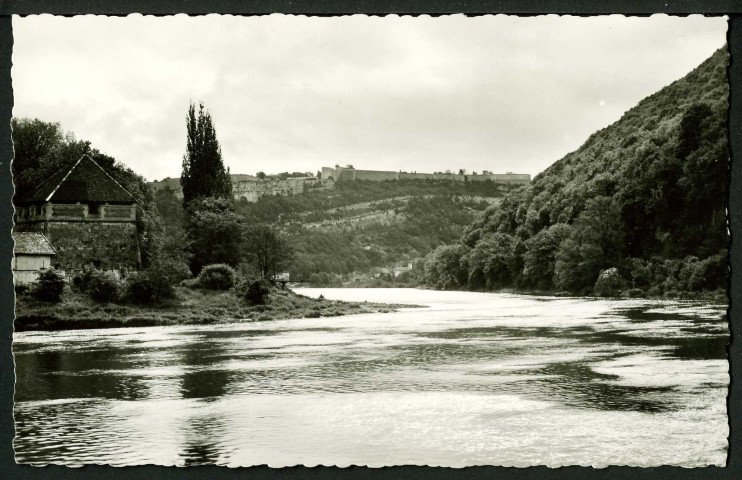 Le Doubs, vue vers la citadelle, avant 1959