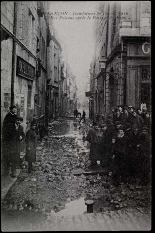 Rue Poitoune après la crue, inondations 1910