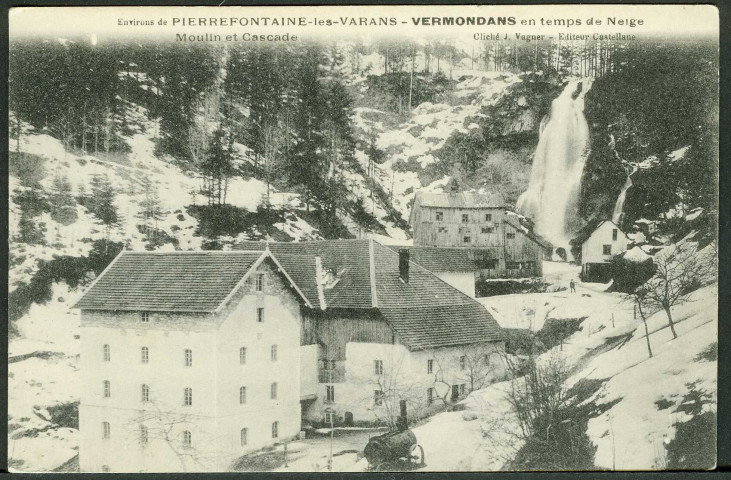 Moulin et cascade par temps de neige