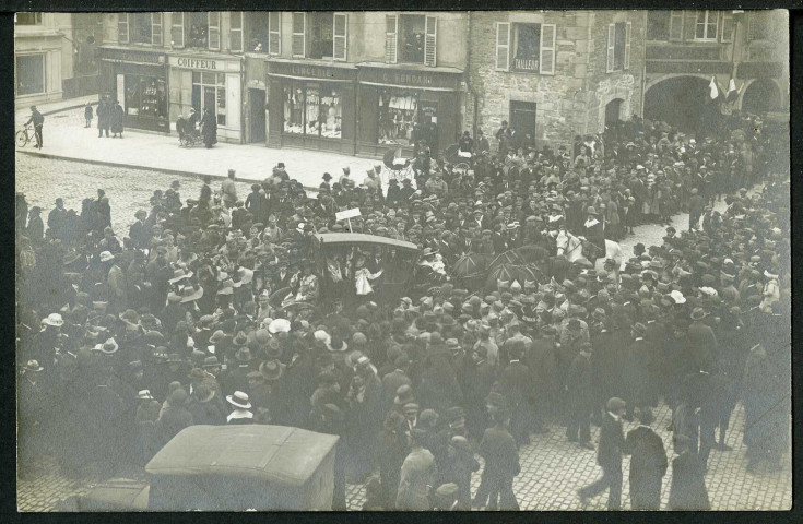 Cavalcade après 1914-1918