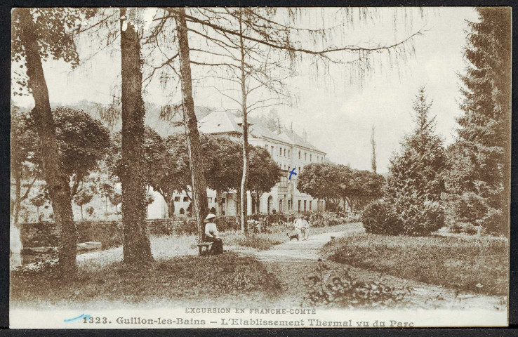 Etablissement thermal vu au parc