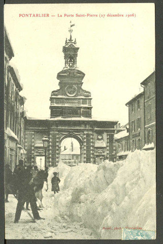 Vue de la porte Saint-Pierre