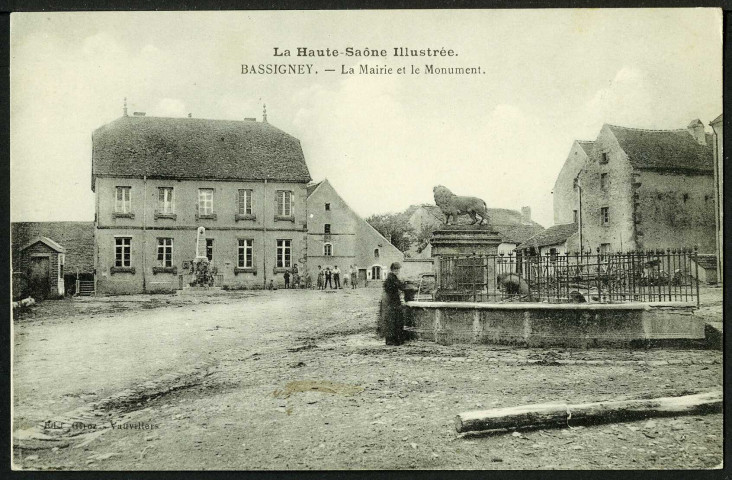La mairie et le monument