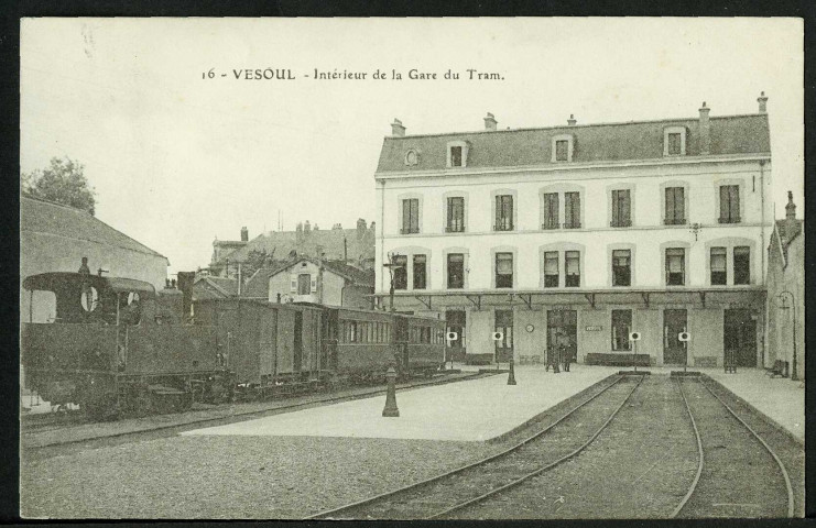 Intérieur de la gare du tram