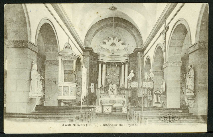 Intérieur de l'église