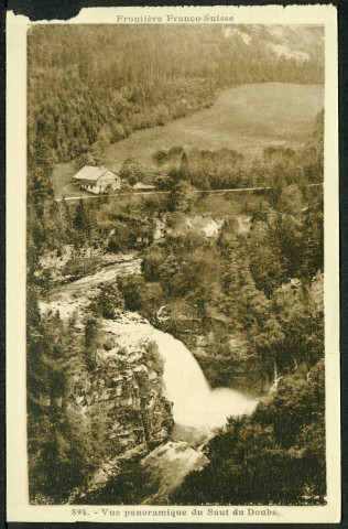 Vue panoramique du Saut du Doubs
