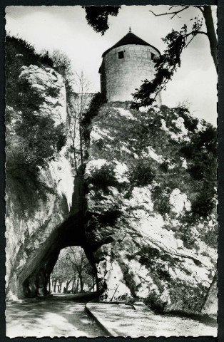 La porte Taillée