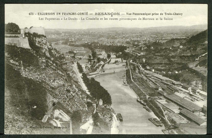 Vue panoramique prise de Trois-Chatey