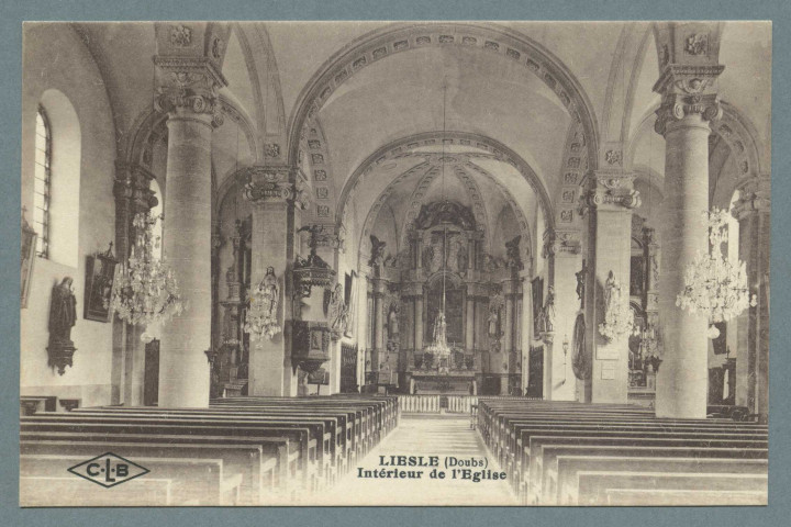 Intérieur de l'église