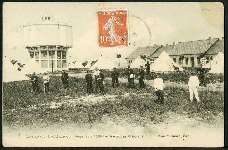 Réservoir et mess des officiers