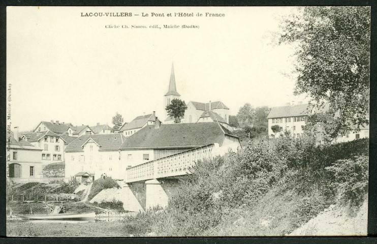 Le pont et l'Hôtel de France