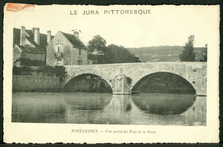 Une partie du pont et la poste