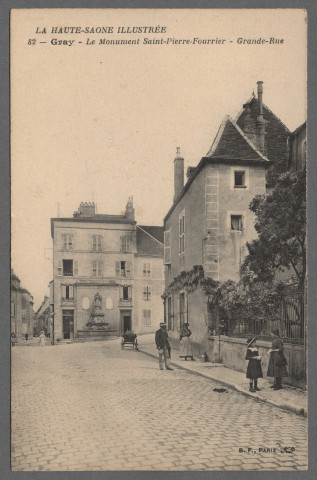 Le monument Saint-Pierre Fourrier. Grande Rue