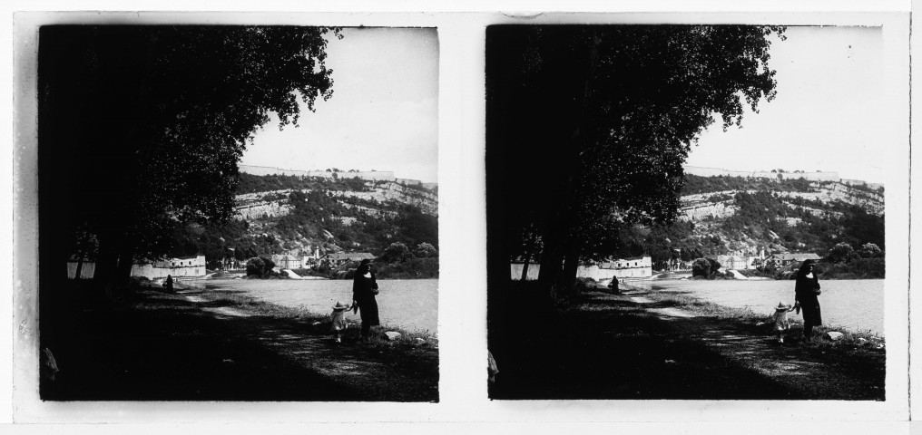Promenade sur le chemin de halage