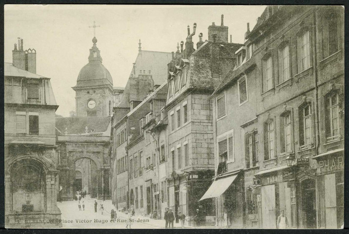 Place Victor Hugo et rue Saint-Jean
