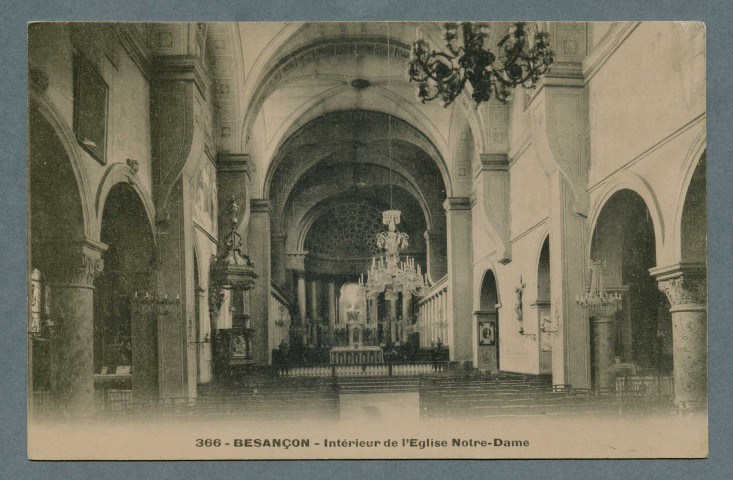 Intérieur de l'église Notre-Dame