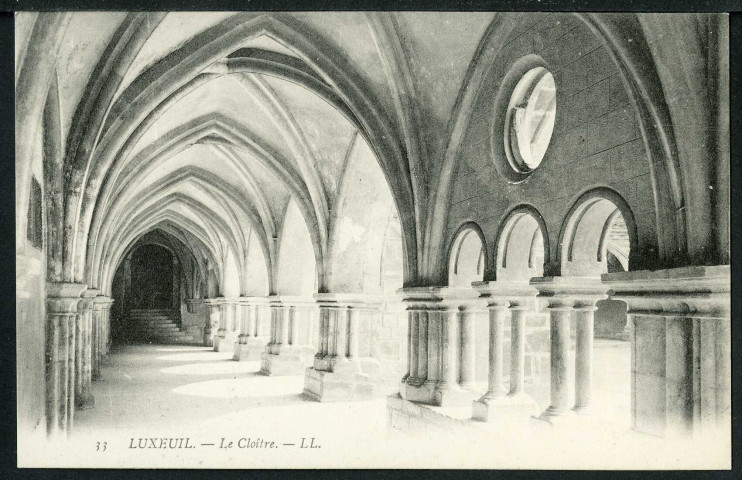 Le cloître