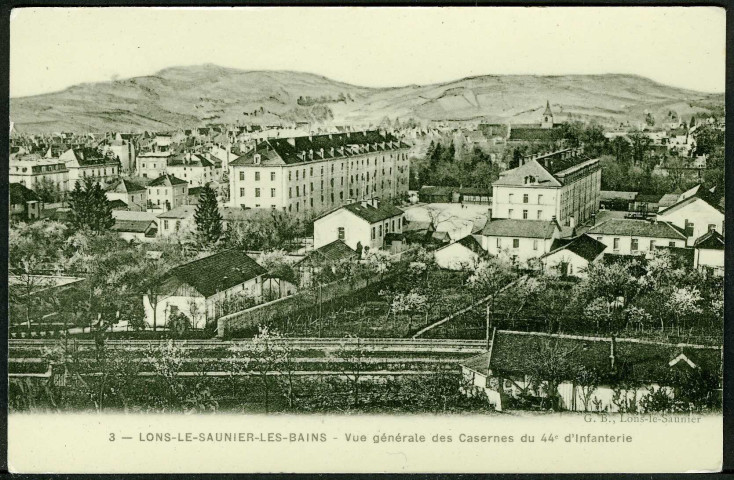 Vue générale des casernes du 44e d'infanterie