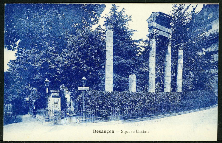 Vue du square archéologique Castan
