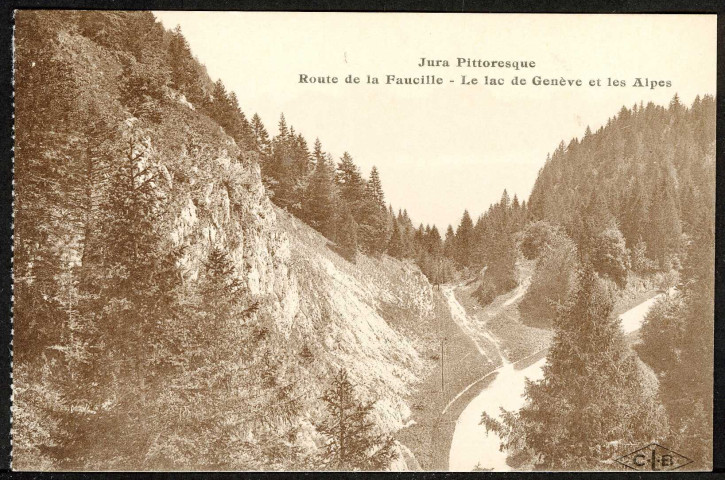 Route de la Faucille. Le lac de Genève et les Alpes