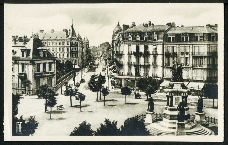 Place de la République et boulevard Carnot