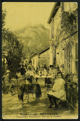 Restaurant Bonnefoy. Casamène Besançon. Vue sur la citadelle