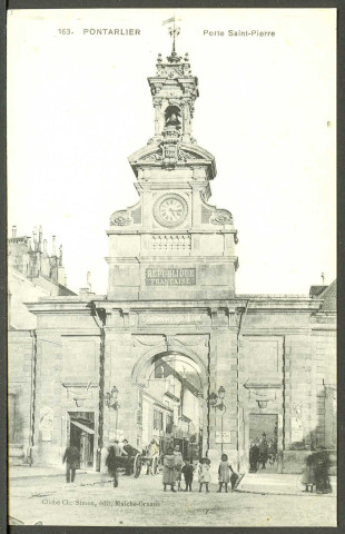 Vue de la porte Saint-Pierre