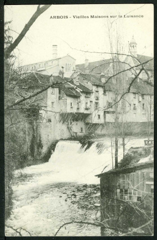 Vieilles maisons sur la Cuisance