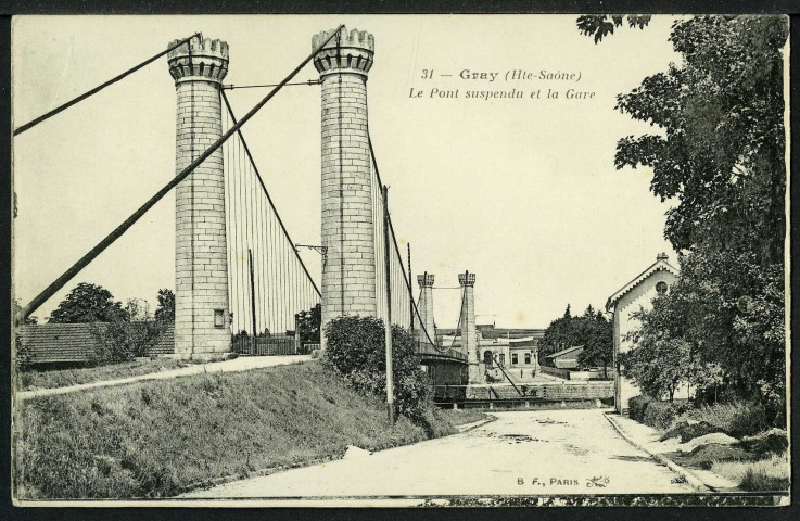 Le pont suspendu et la gare