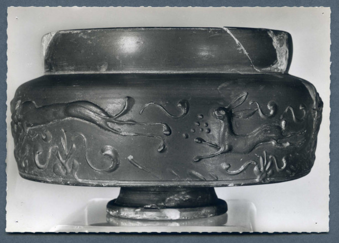 Vase sigillé fabriqué à Rheinzabern