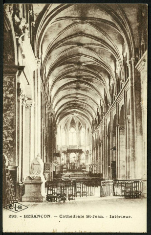 Intérieur de la cathédrale Saint-Jean