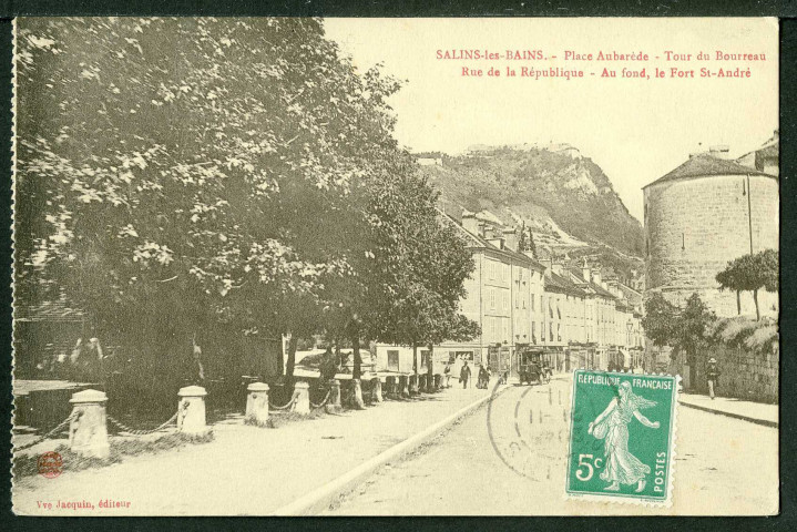 Place Aubarède, rue de la République