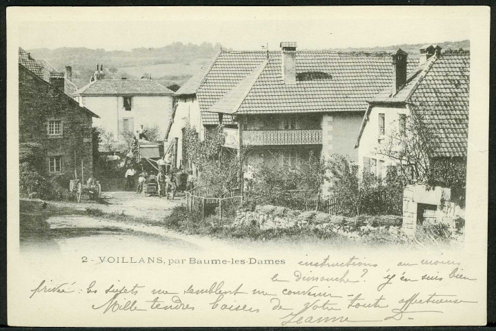Groupe de maisons