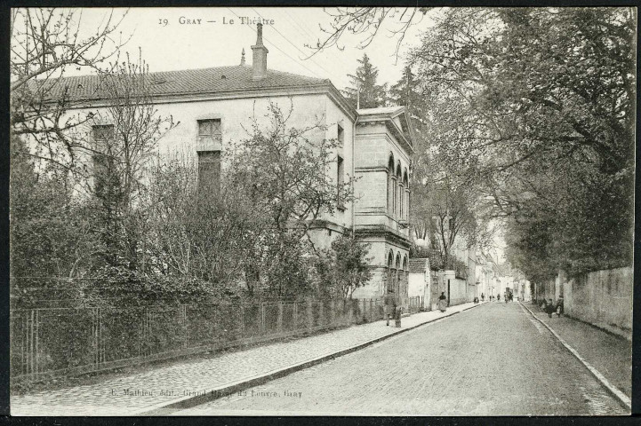 Le théâtre