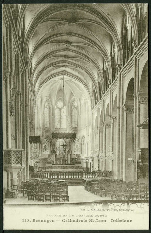 Intérieur de la cathédrale Saint-Jean
