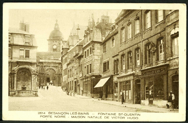 Place Victor Hugo, porte Noire et cathédrale Saint-Jean