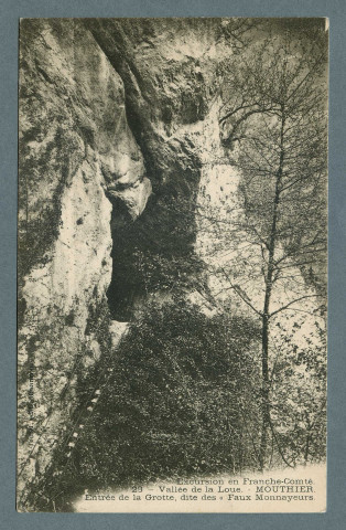 Vallée de la Loue. Entrée de la grotte, dite des "Faux monnayeurs"