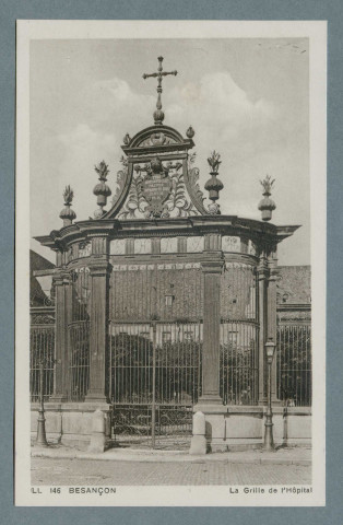 Grille de l'hôpital