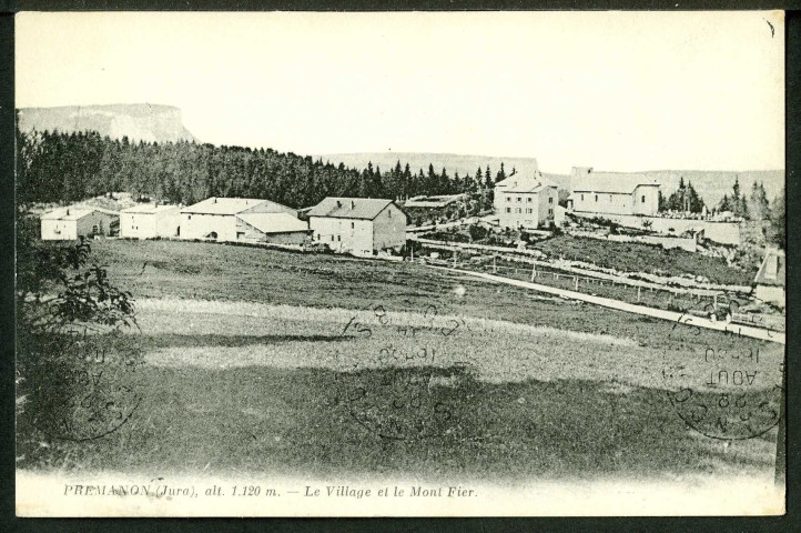 le village et le Mont Fier