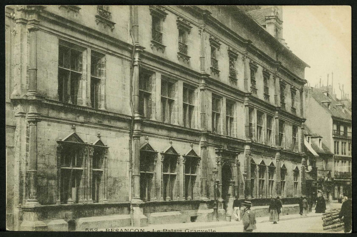 Vue de la façade du palais Granvelle