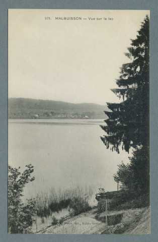 Vue sur le lac
